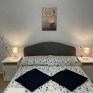 https://lovenest-genova.hotelitalianriviera.com